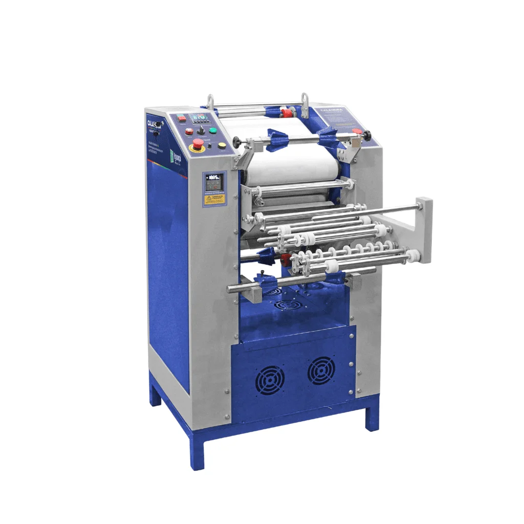 Calandra Têxtil Térmica Y-300 da Yguaçú Máquinas, na posição diagonal.